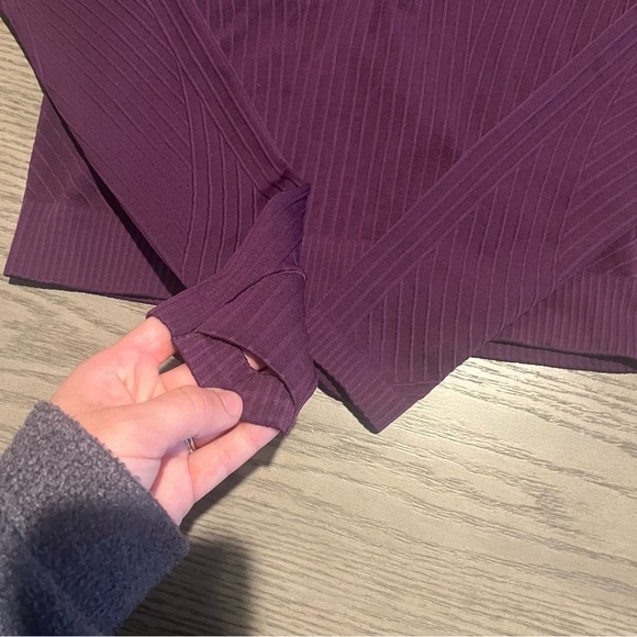 Lululemon Rest Less Cropped Half Zip, Dramatic Magenta, Size Small/Medium - Picture 4 of 6